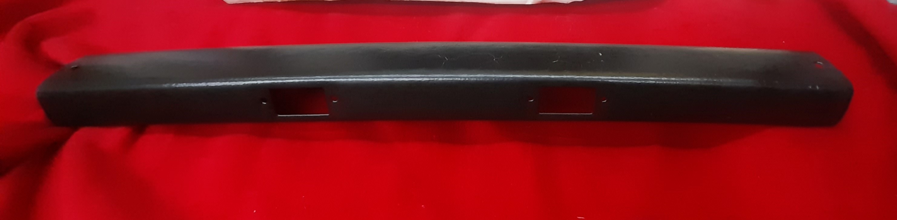 Stoßstange hinten schwarz Wartburg 353