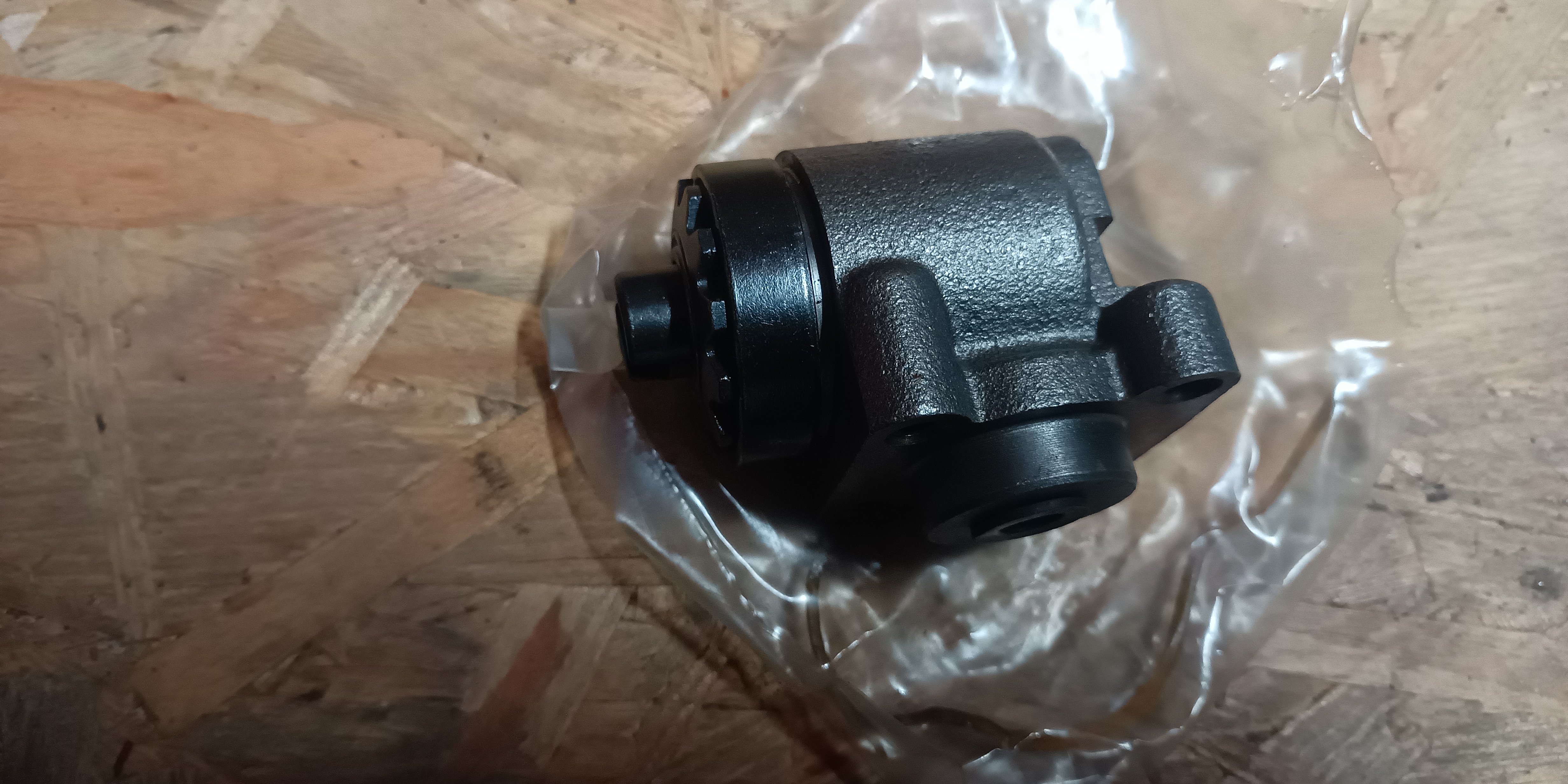 Radbremszylinder vorn rechts Bremszylinder vorn rechts Barkas B1000