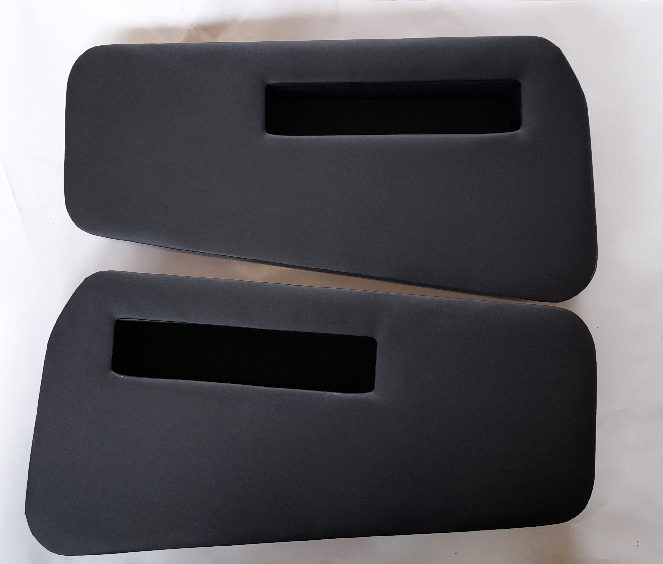 Türverkleidung re + li mit Ablagefach Barkas B1000