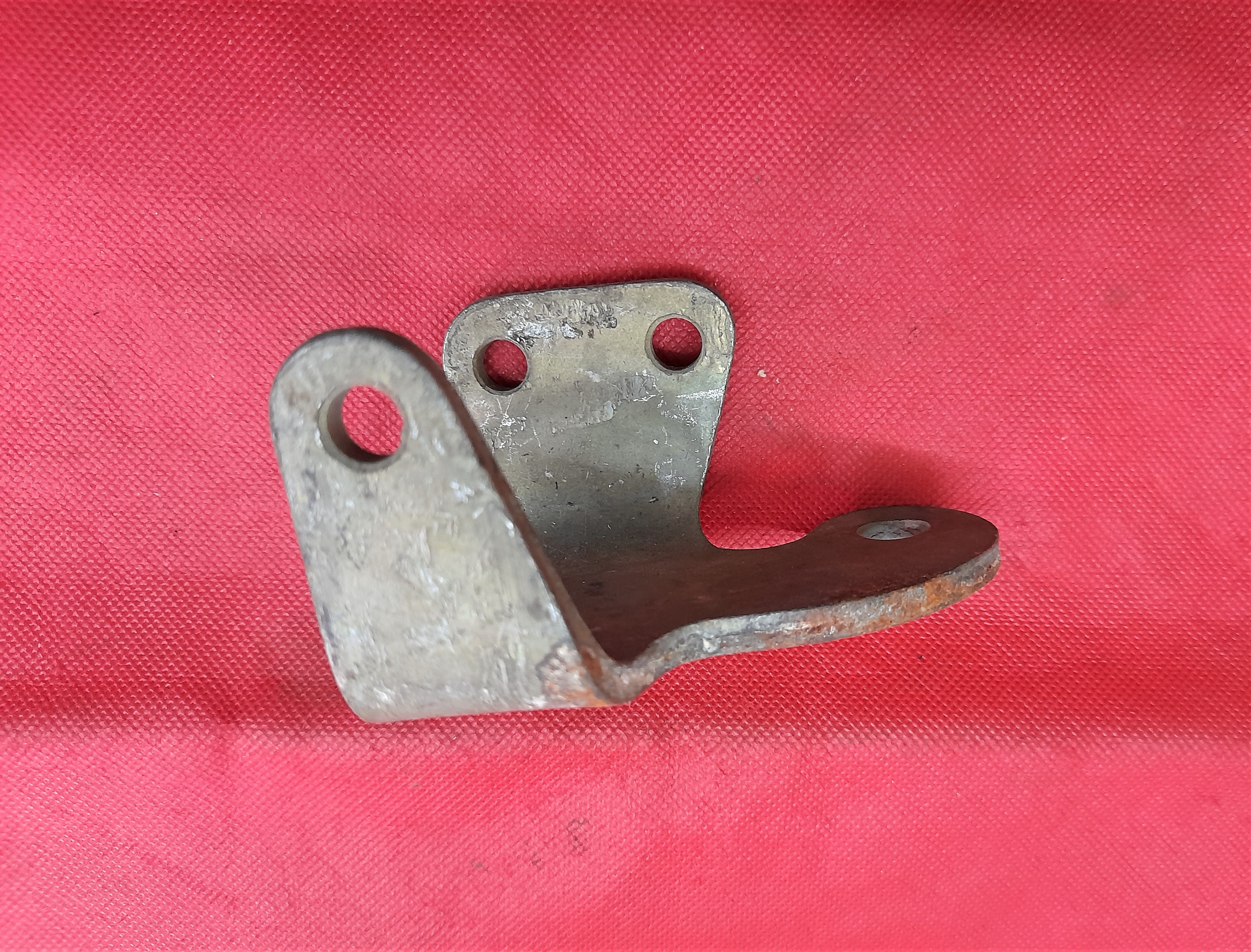 Halter Lichtmaschine Drehstromgernerator Wartburg 353