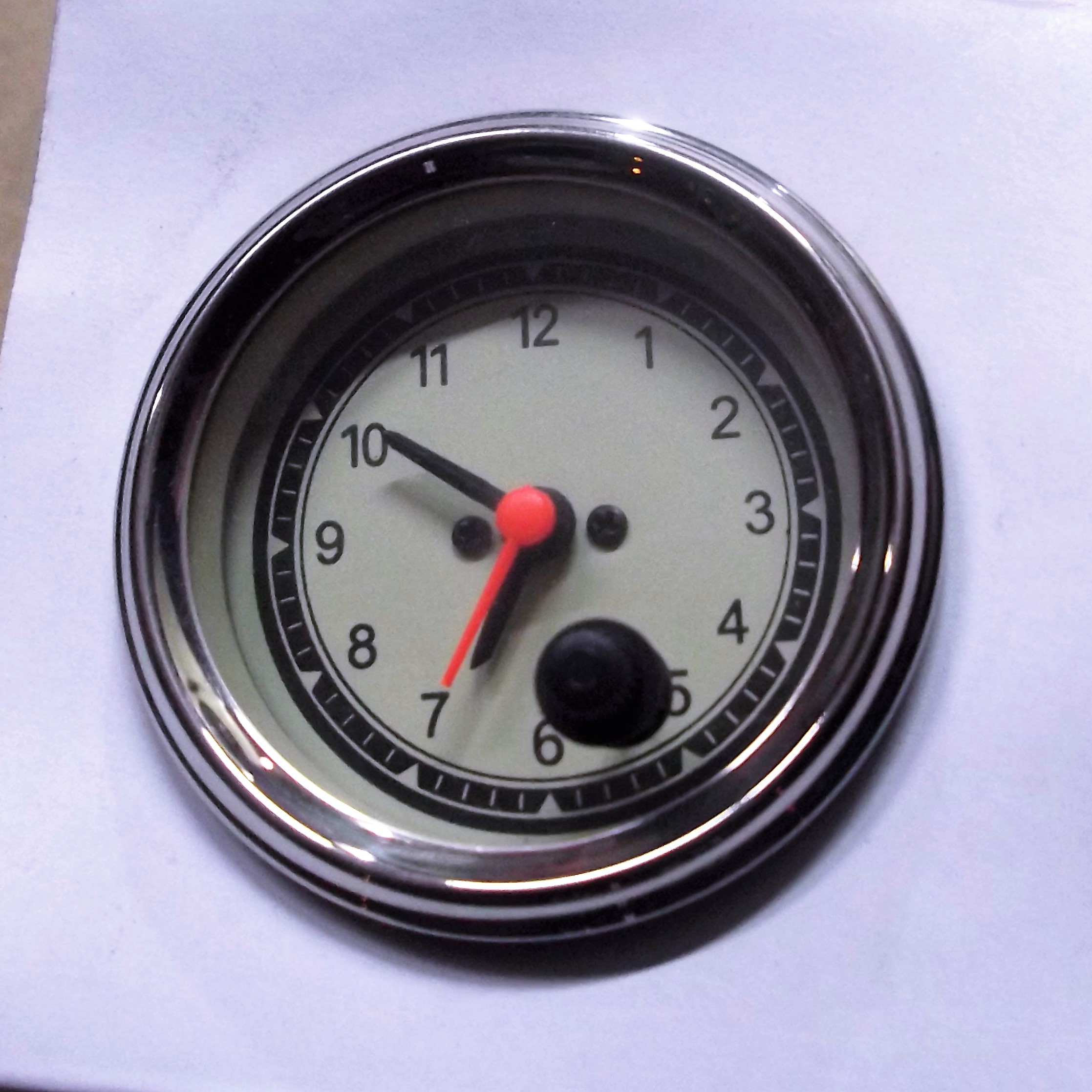 Zeituhr Autouhr 6 und 12 Volt beige Universal Oldtimer