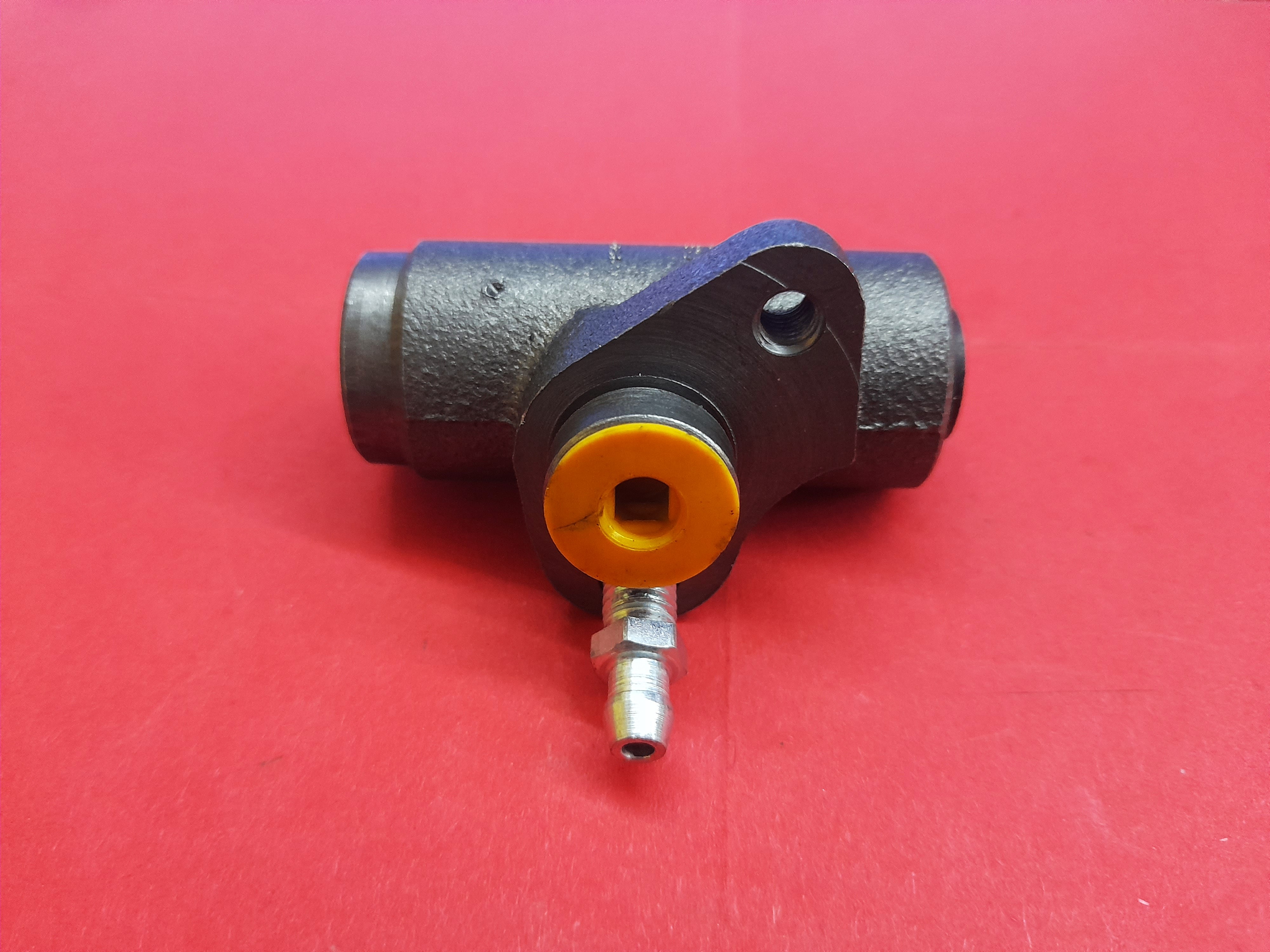 Radbremszylinder Bremszylinder Radzylinder hinten Trabant 500 600 601