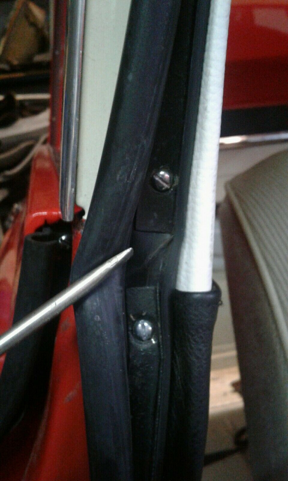 Schrauben-Set für Türgummi Wartburg 311 312