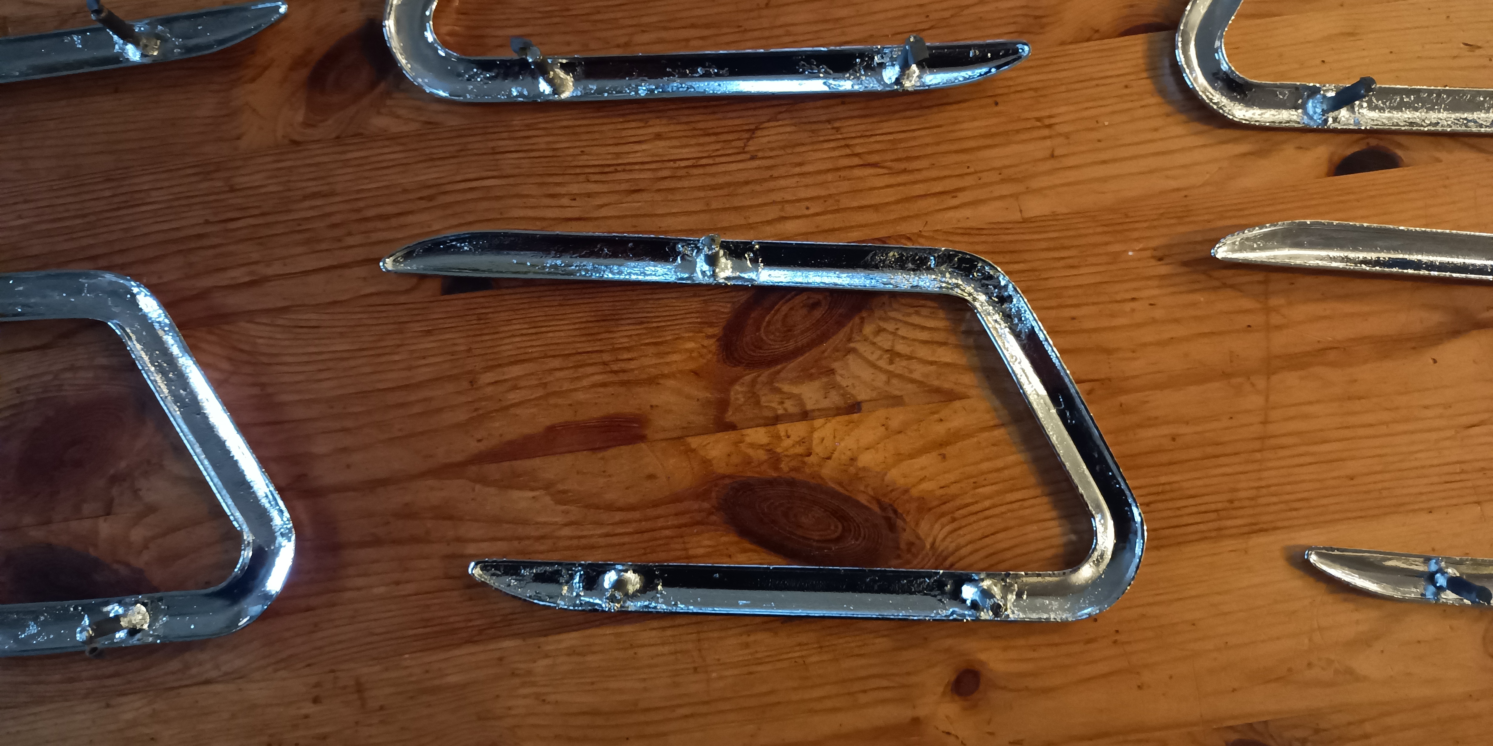 Zierleisten Chromrahmen "Kiemen" Wartburg 313 Sport