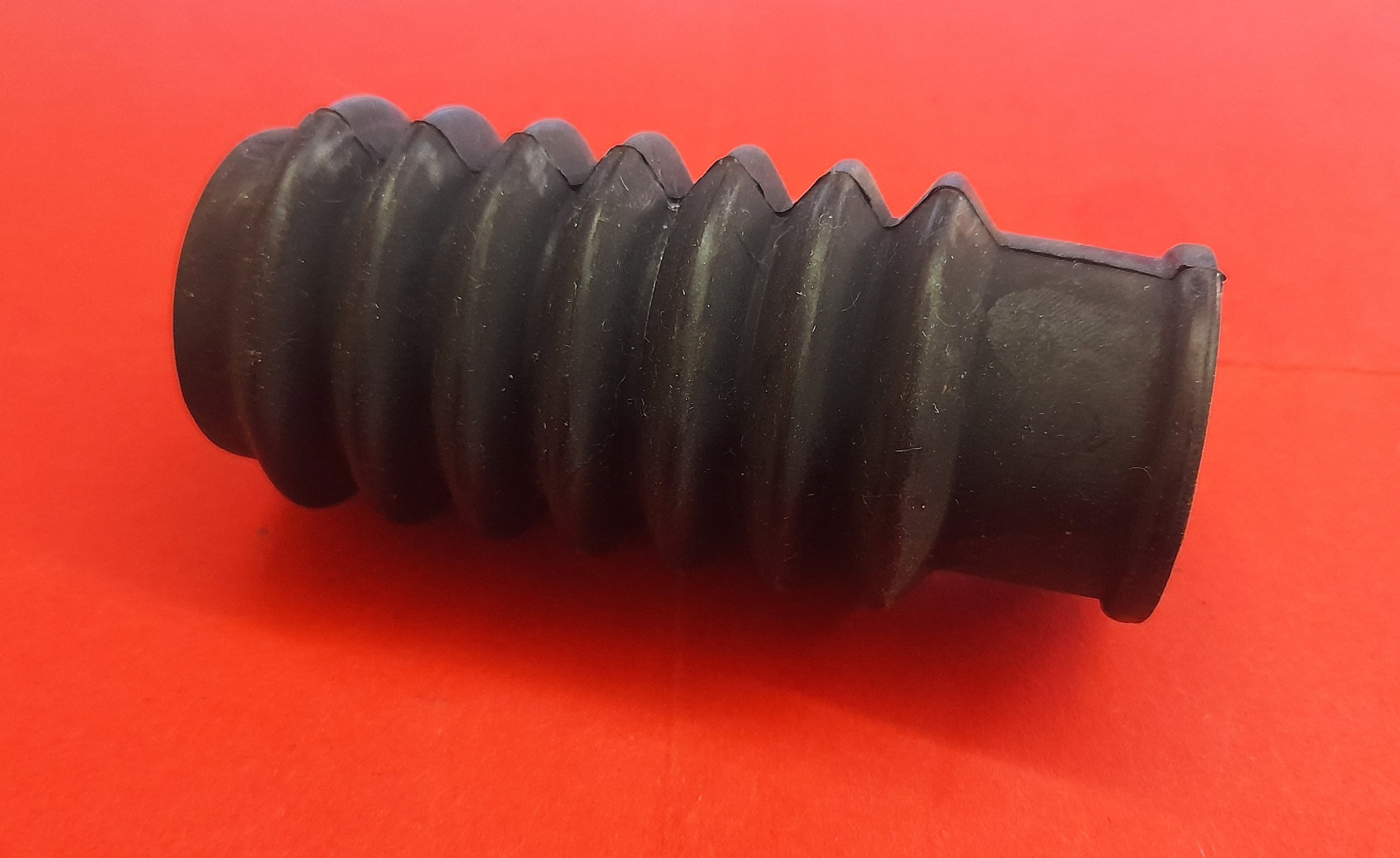Faltenbalg Schutzmanschette Gummi Druckbegrenzer Bremsdruckregler LAD Wartburg 353