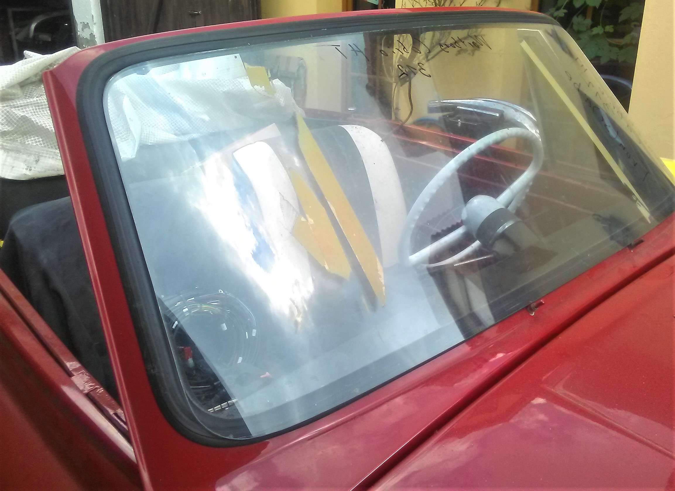 Scheibe ,  Frontscheibe Wartburg 300 HT