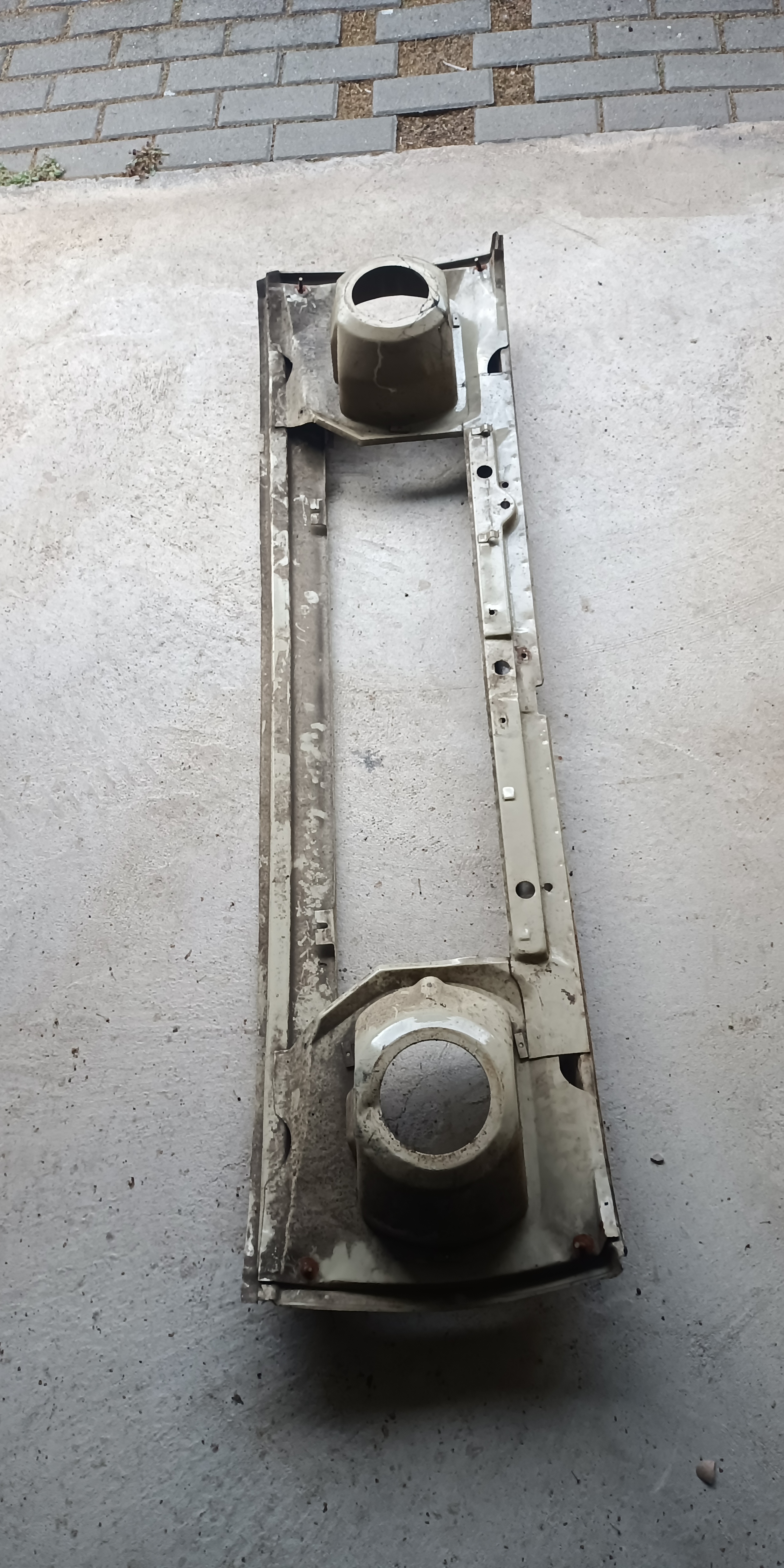 Frontmaske, Frontmittelteil Wartburg 353