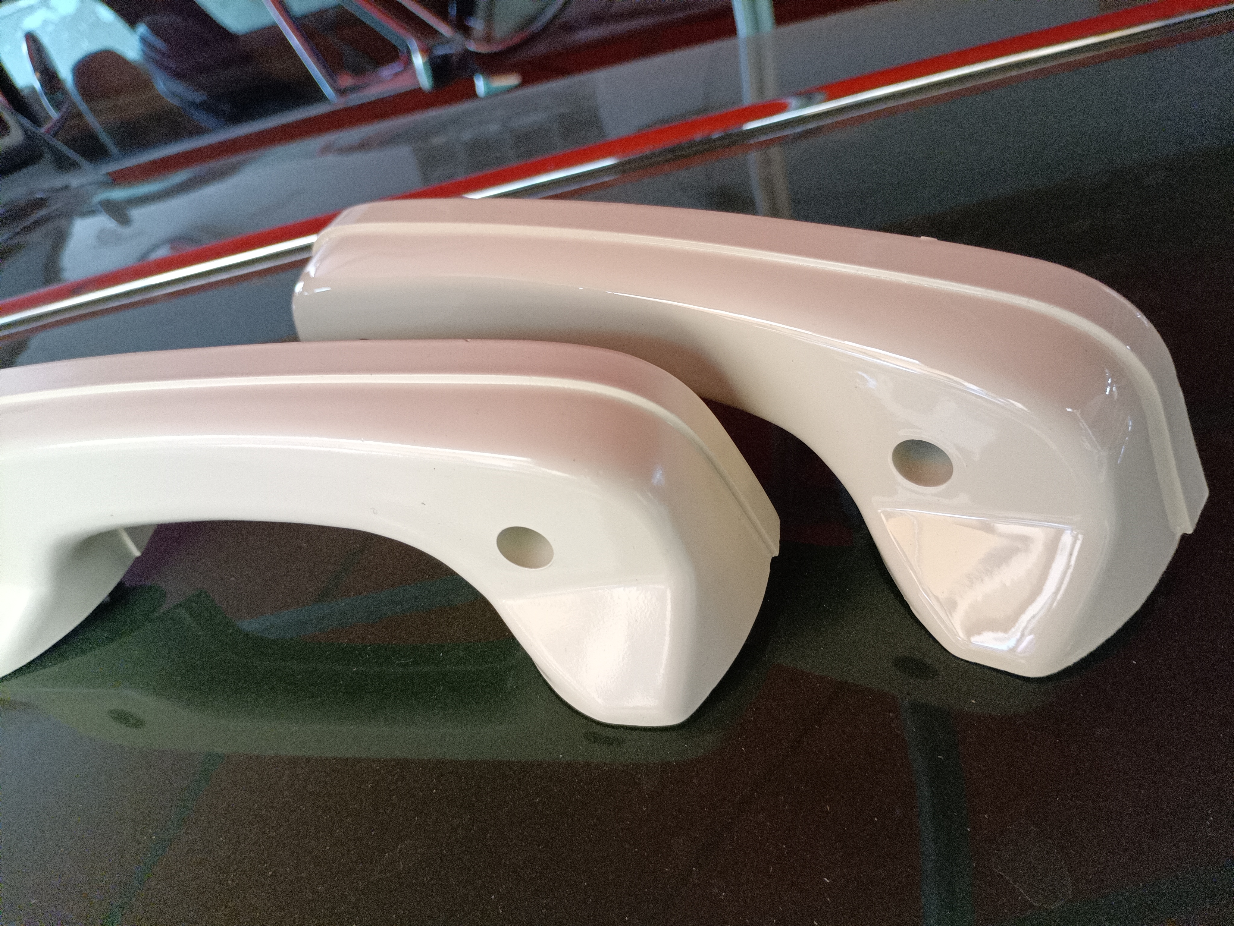 Armlehne Armstütze Türinnengriff  Griffschale Wartburg 311 312 elfenbein