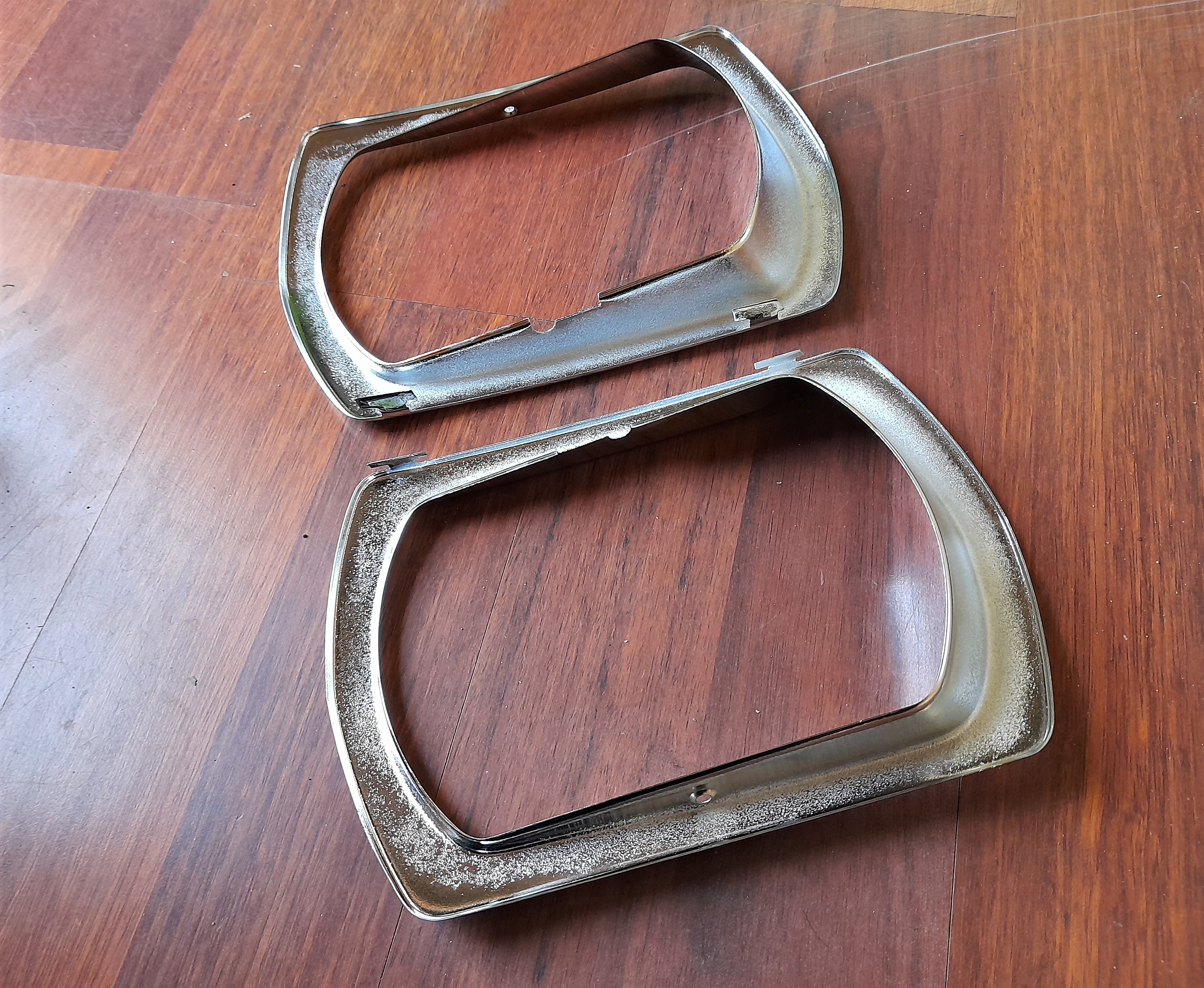 Lampenringe Scheinwerferringe Frontringe Chrom Wartburg 353