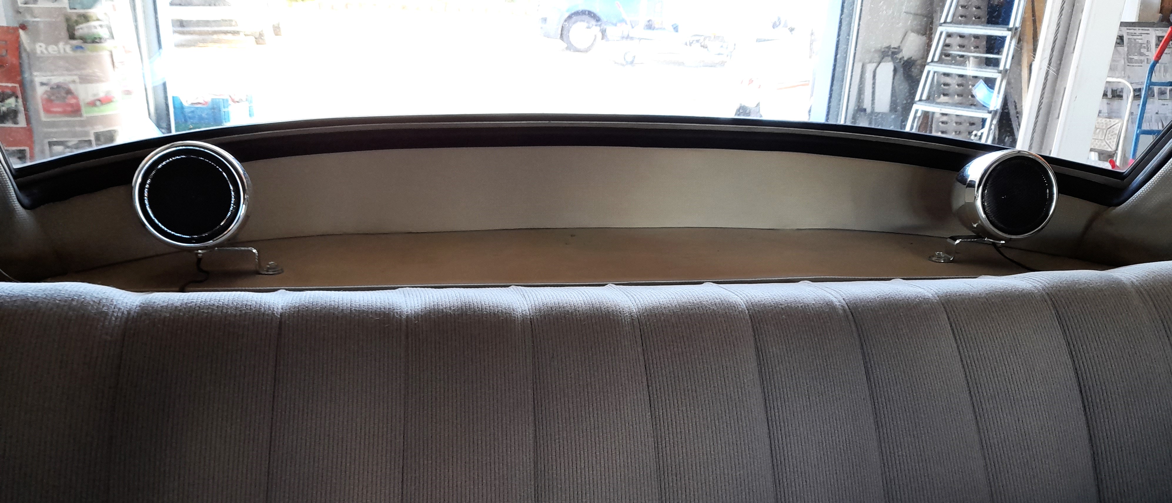 Lautsprecher, Aufbaulautsprecher schwarz