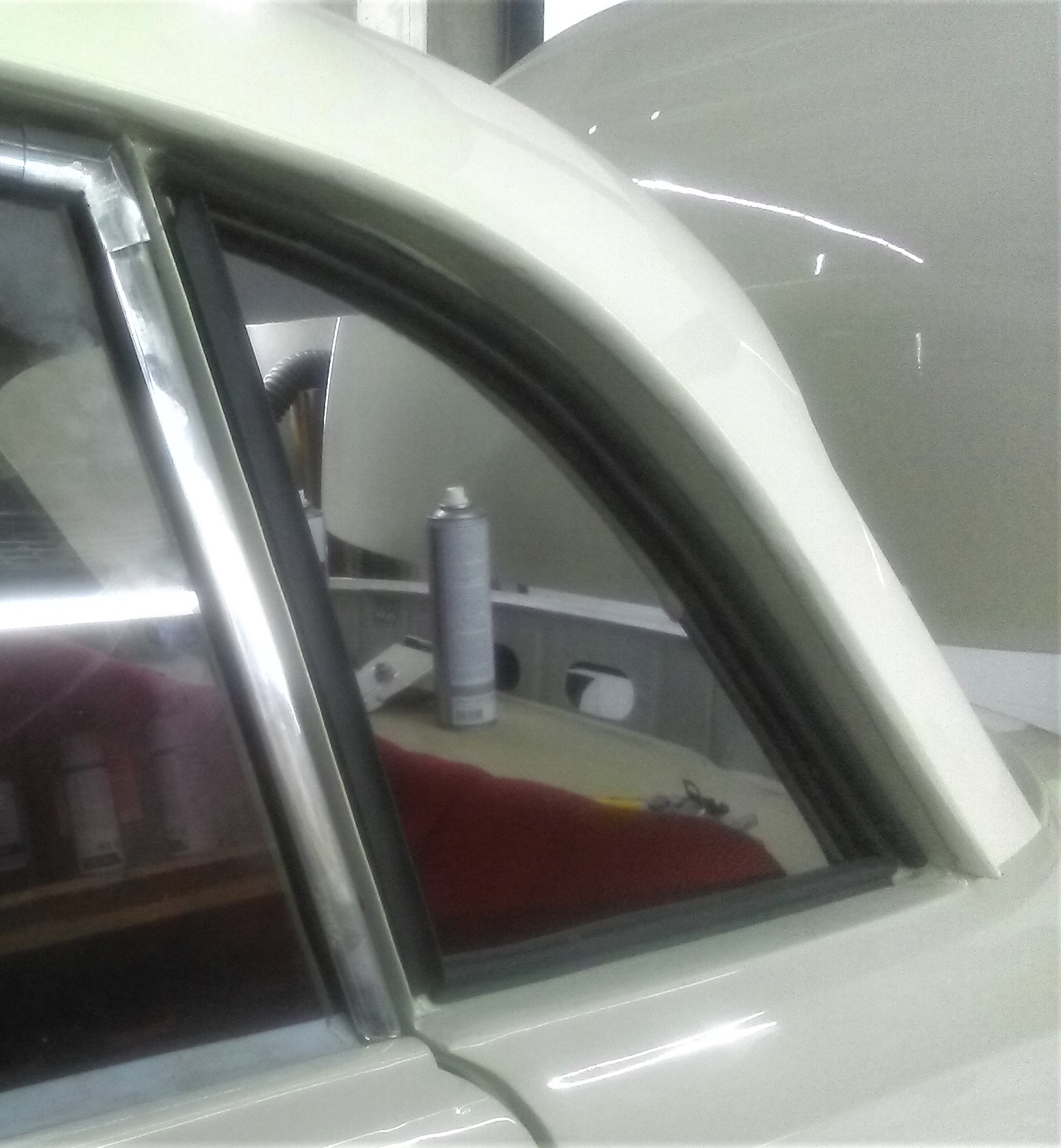 Dichtung, Abdichtung Dreieckfenster hinten Wartburg 311 Limousine