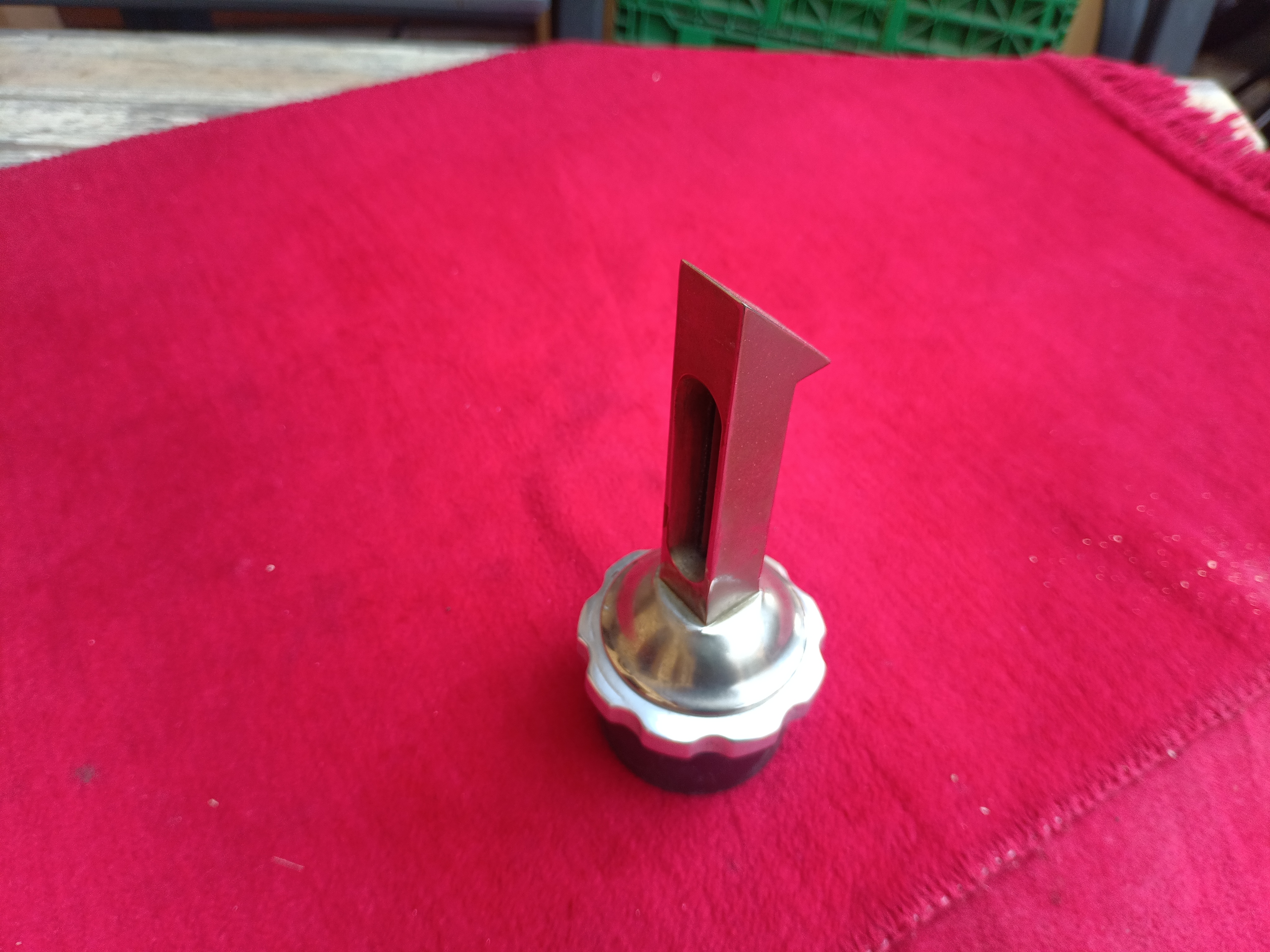 Audi 1 Kühlerfigur Emblem mit Kühlerdeckel und Temperaturanzeige Audi Vorkrieg