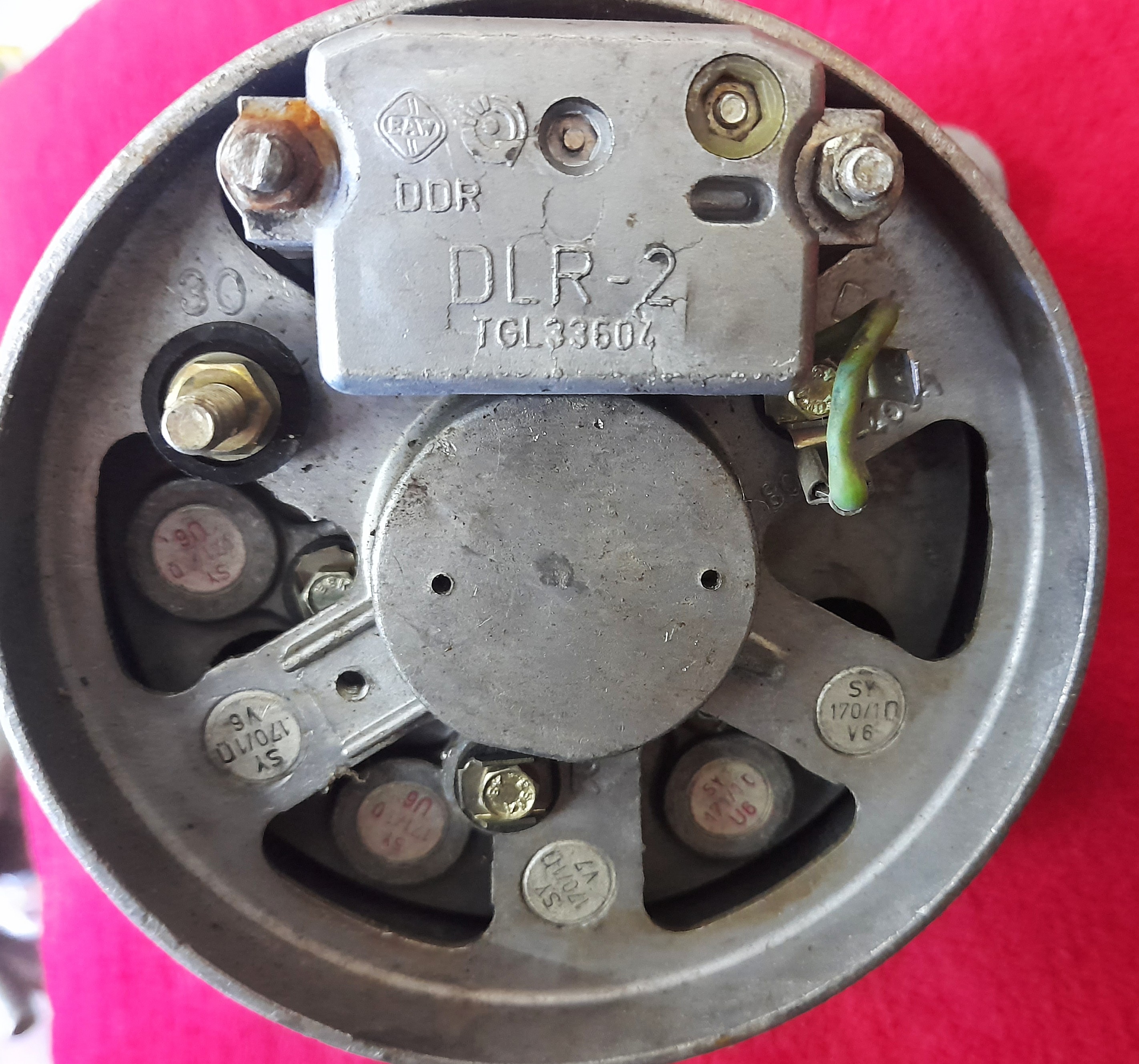 Drehstromlichtmaschine Lichtmaschine regeneriert Wartburg 353 Barkas B1000