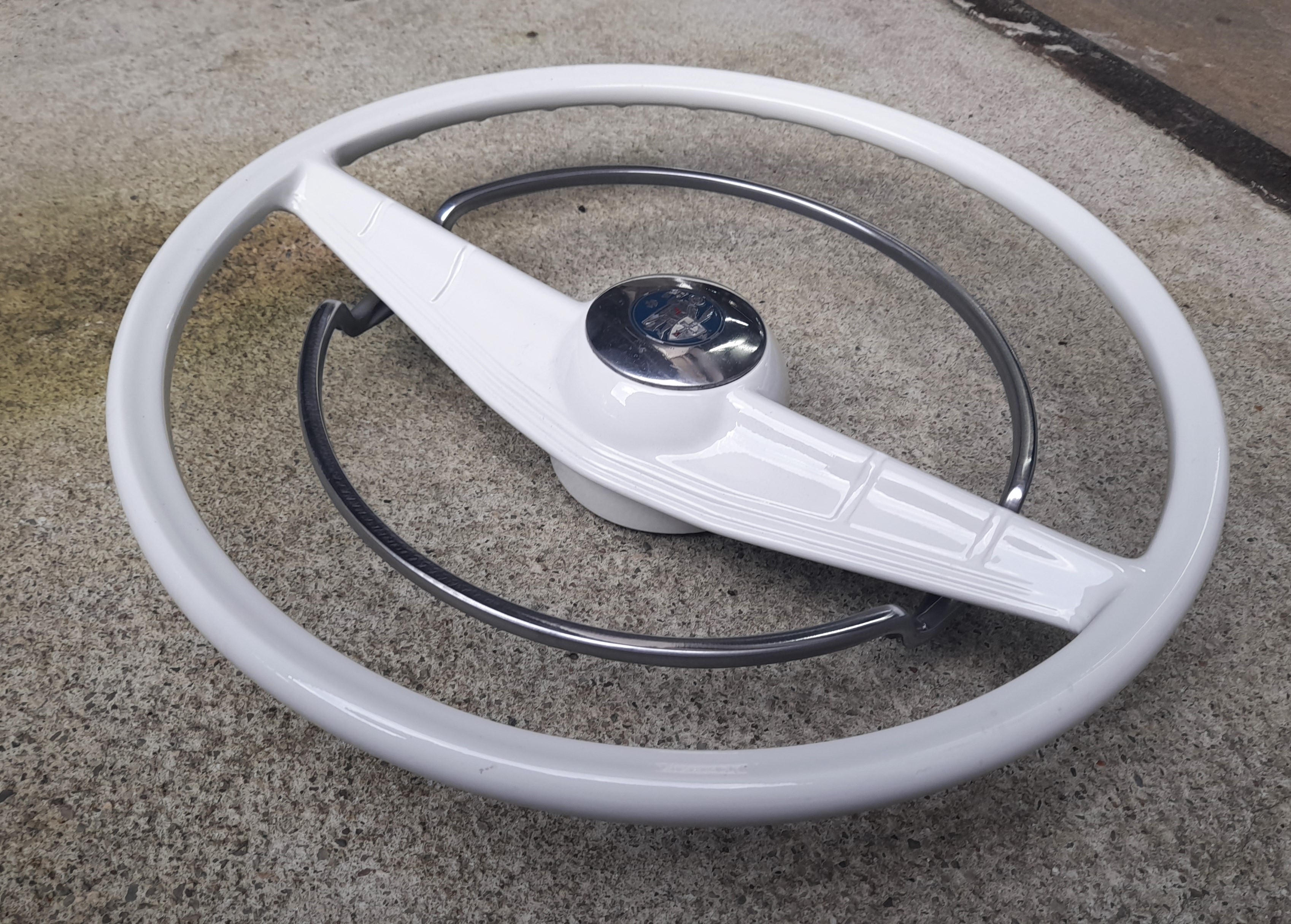 Lenkrad mit Hupenring Wartburg 311 IFA F9 Barkas B1000