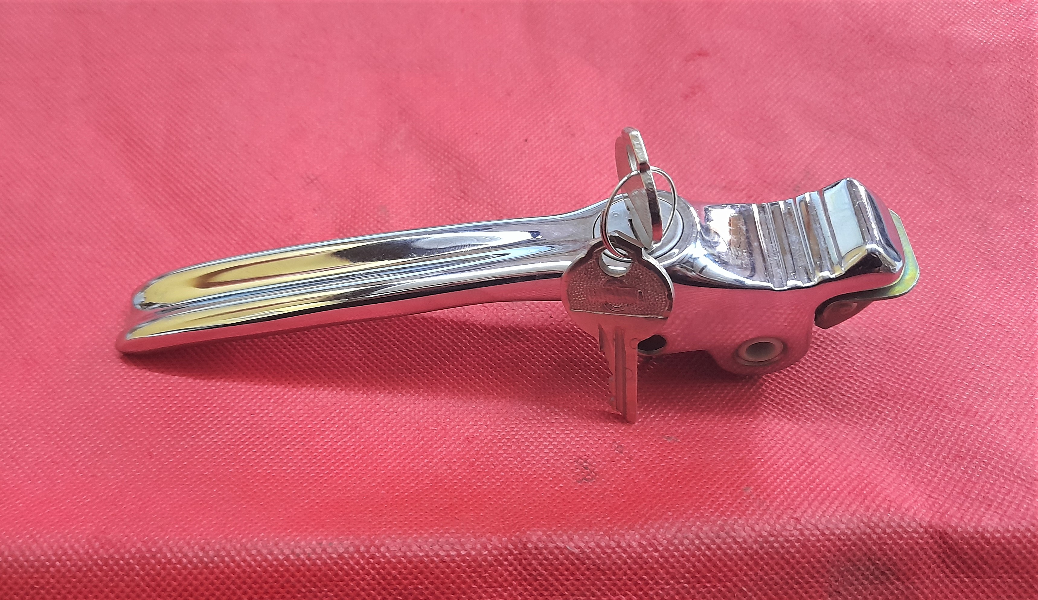 Türgriff Türaußengriff  mit Schloß Wartburg 311 312 313