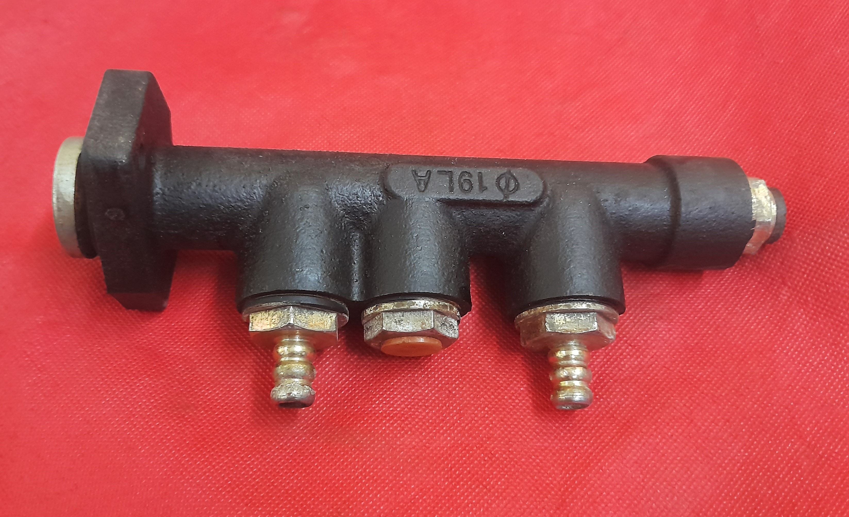 Hauptbremszylinder 2-Kreis Trabant 601