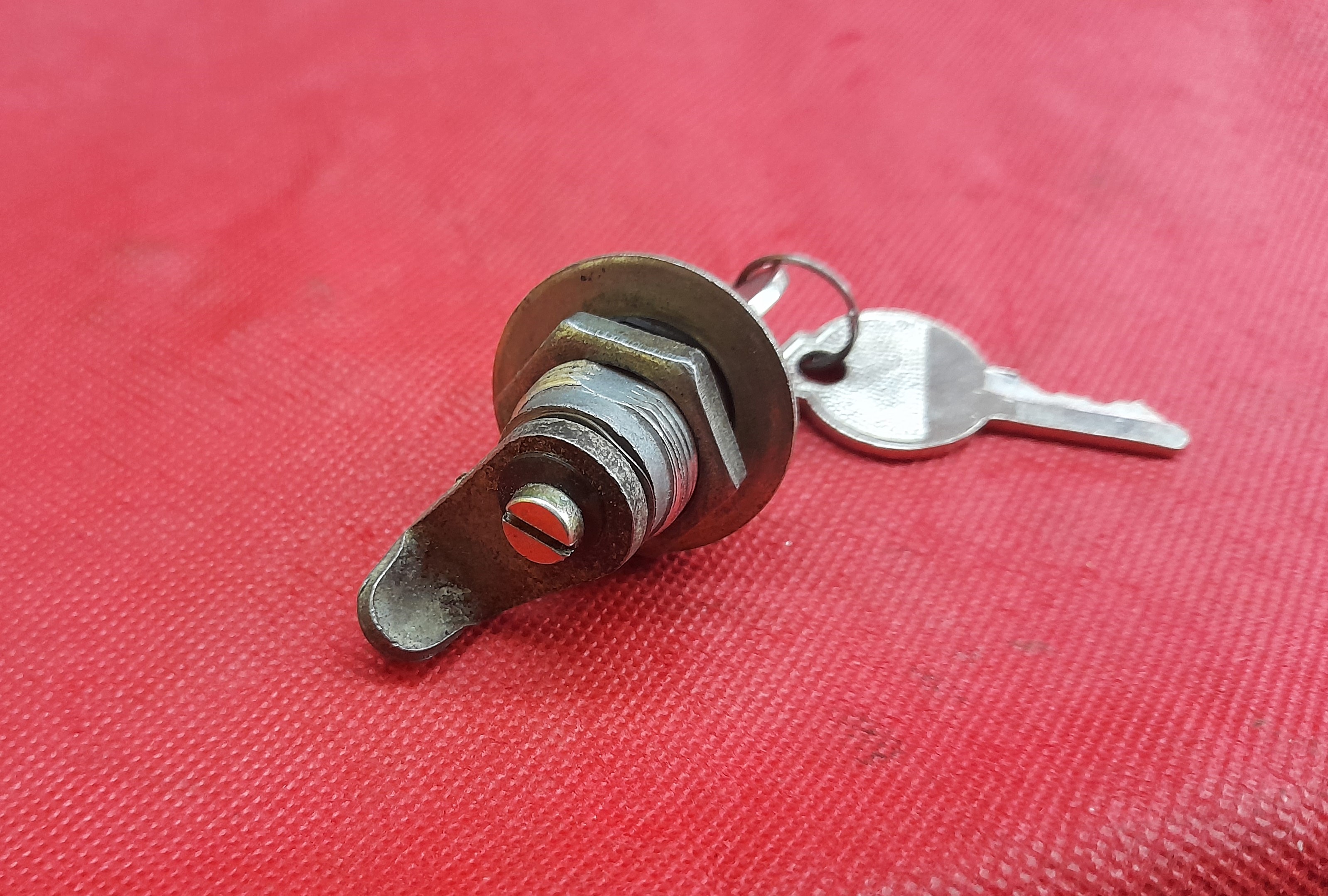 Schließzylinder Tankklappe Wartburg 311 312 313