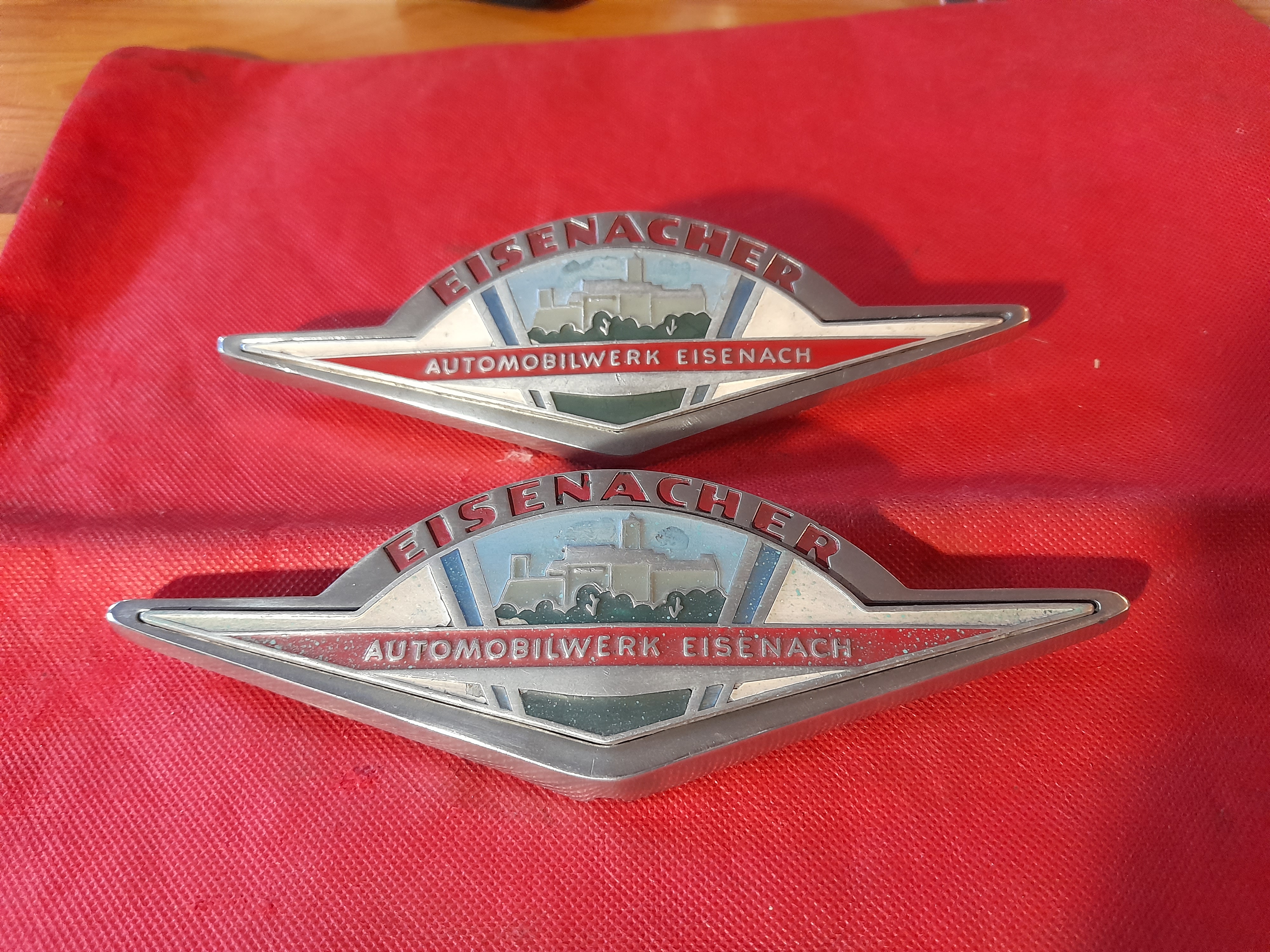 Set originale Embleme hohe Ausführung Wartburg 311 313