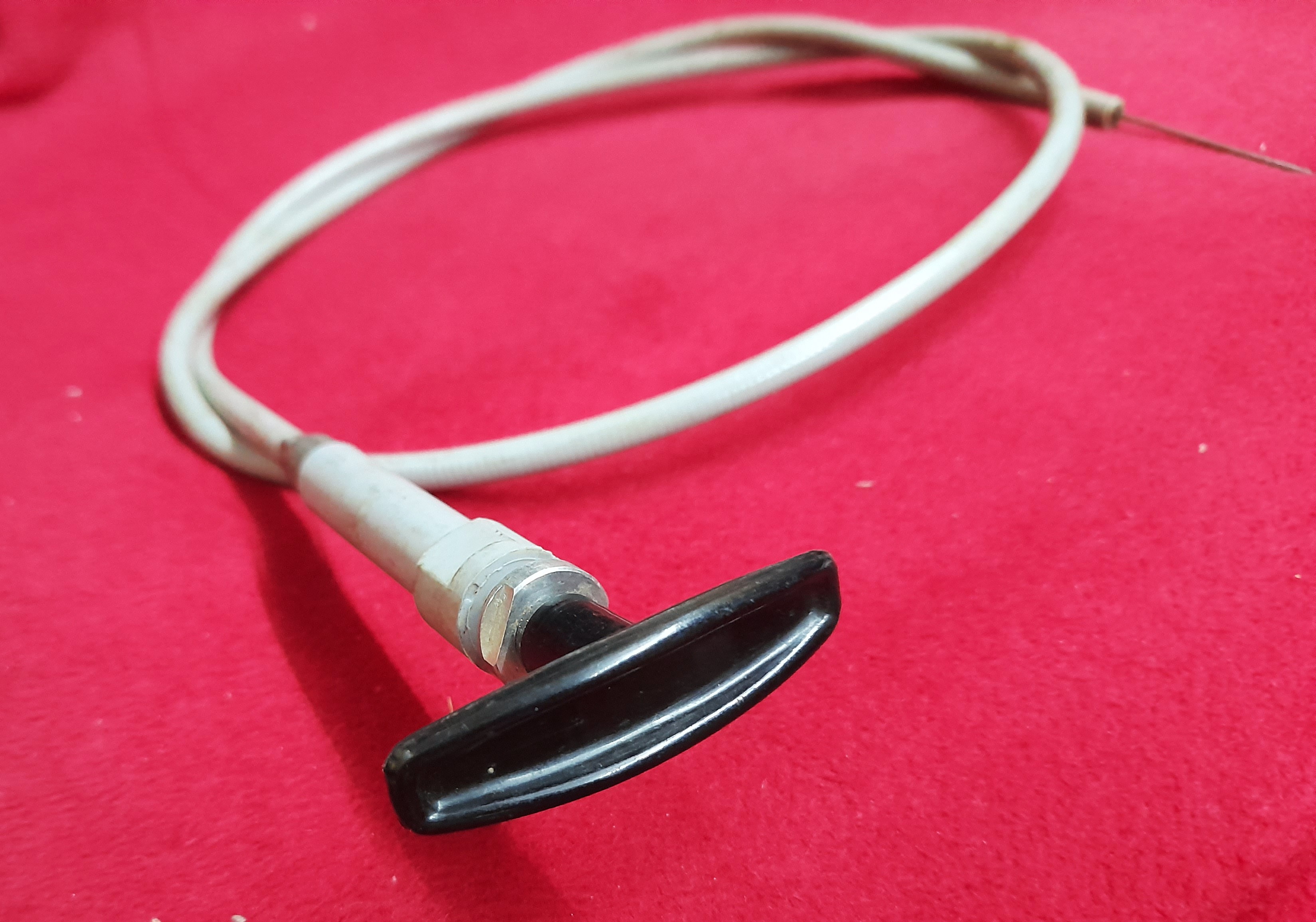 Motorhaubenseilzug, Motorhaubenentriegelung Trabant 601