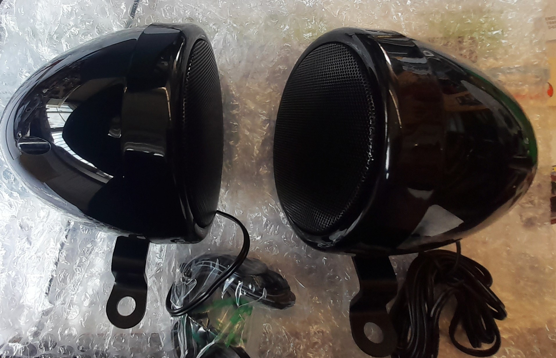 Lautsprecher, Aufbaulautsprecher schwarz