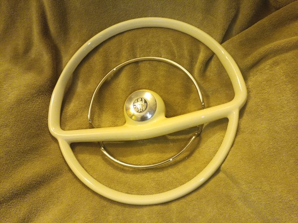 Lenkrad mit Hupenring Wartburg 313 Sport