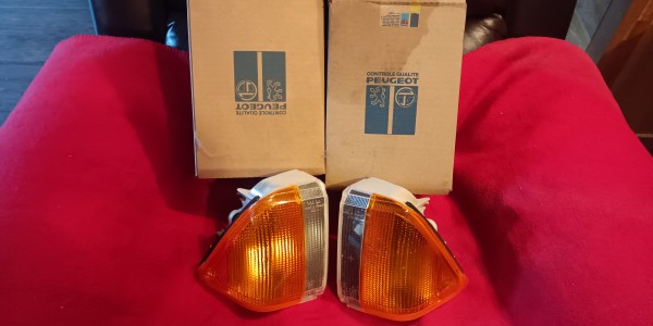 Peugeot 305 Blinkleuchten rechts links Original 6301.80 / 6301.81 Oldtimer