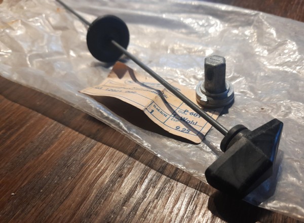 Nachrüstsatz Benzinhahnverlängerung Benzinhahn Fernbetätigung Fernbedienung Trabant 601